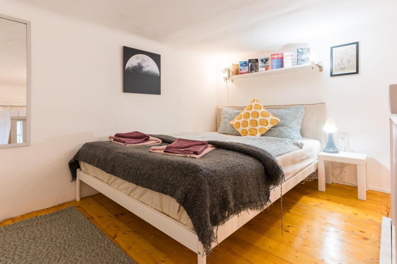 Lovely Little Loft Studio In The Heart Of Budapest Exterior photo